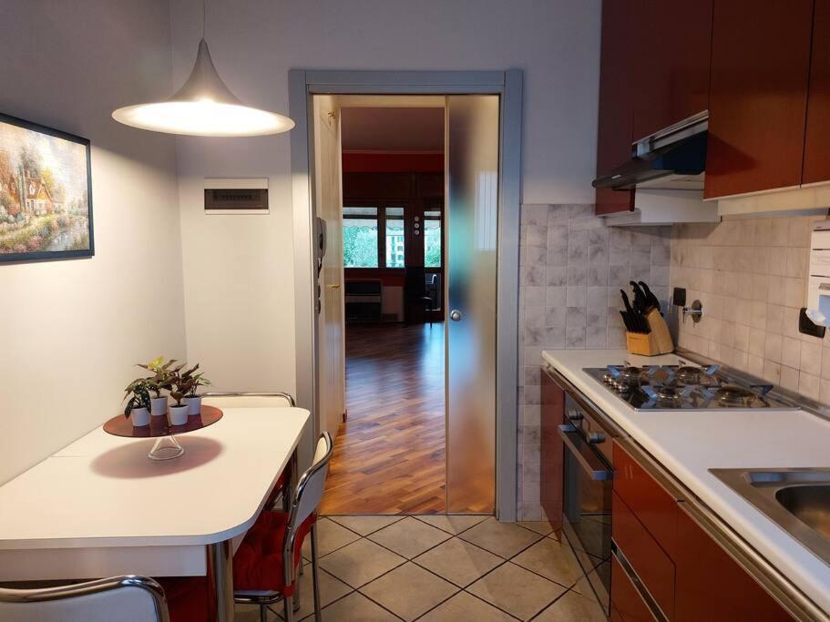 Lungarno 32 With Private Parking Appartement Florence Buitenkant foto
