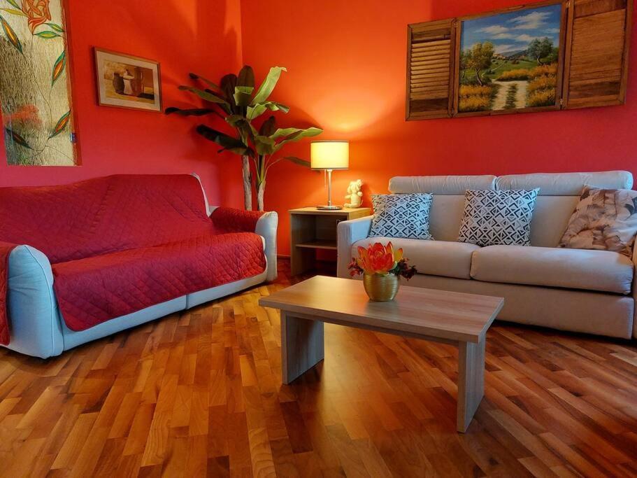 Lungarno 32 With Private Parking Appartement Florence Buitenkant foto