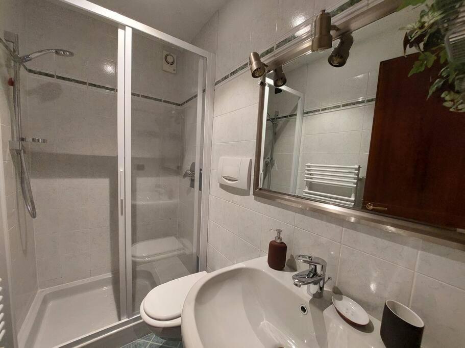 Lungarno 32 With Private Parking Appartement Florence Buitenkant foto