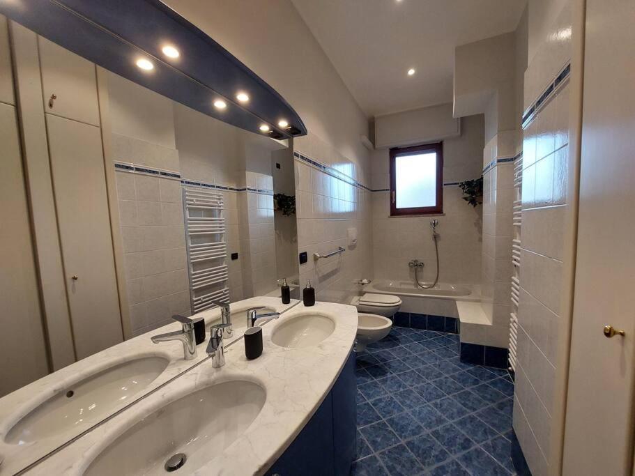 Lungarno 32 With Private Parking Appartement Florence Buitenkant foto
