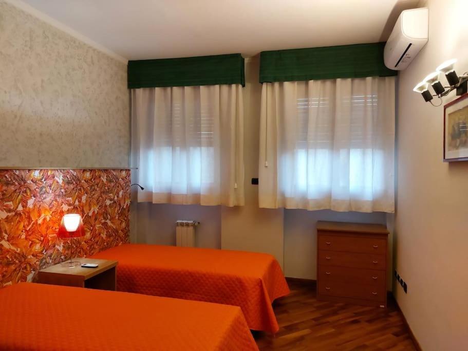 Lungarno 32 With Private Parking Appartement Florence Buitenkant foto