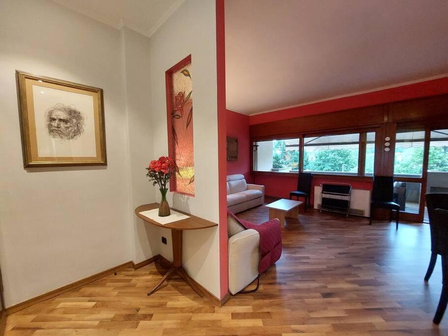 Lungarno 32 With Private Parking Appartement Florence Buitenkant foto